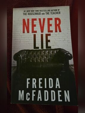 Never Lie Paperback Book By Freida McFadden